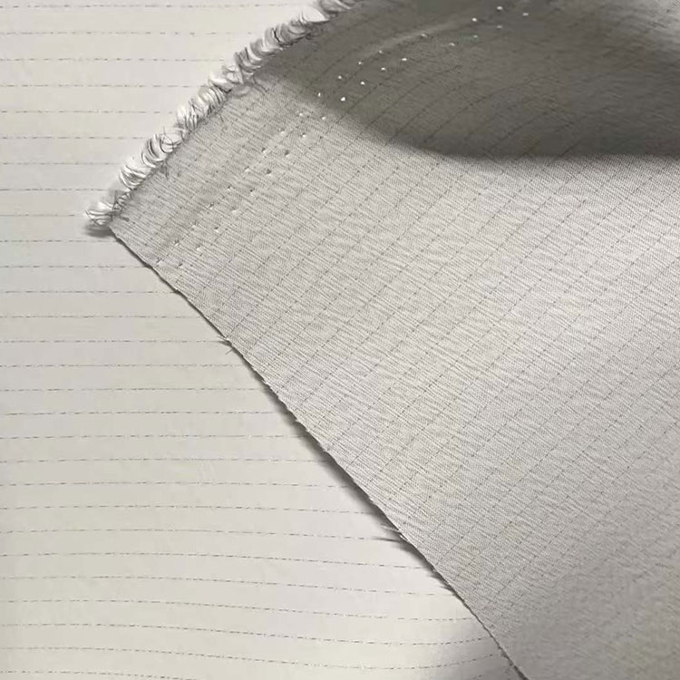 産業用ろ過にフィルタークロスを必須にする理由は何ですか？